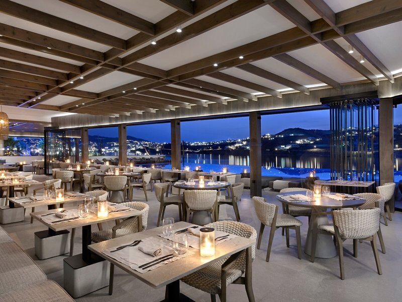 Aeonic Suites & Spa Mykonos 32