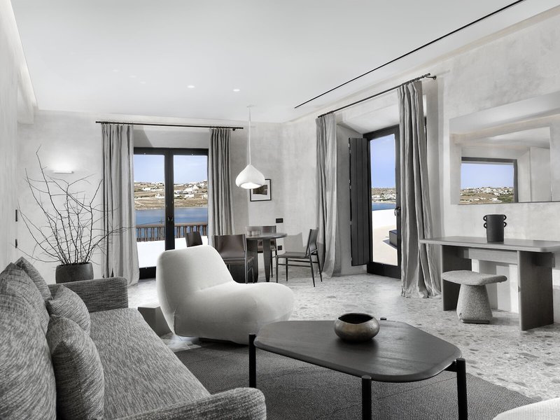 Aeonic Suites & Spa Mykonos 34