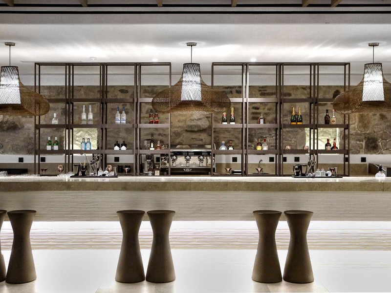 Aeonic Suites & Spa Mykonos 37