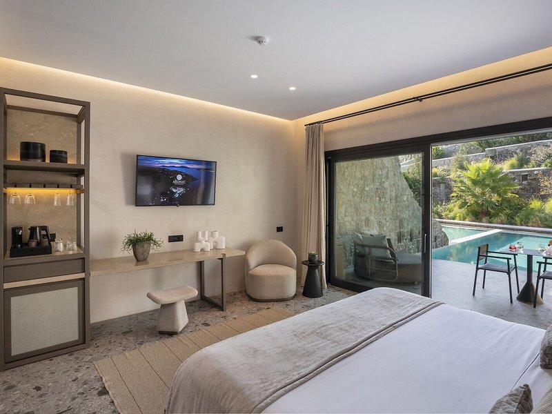 Aeonic Suites & Spa Mykonos 44