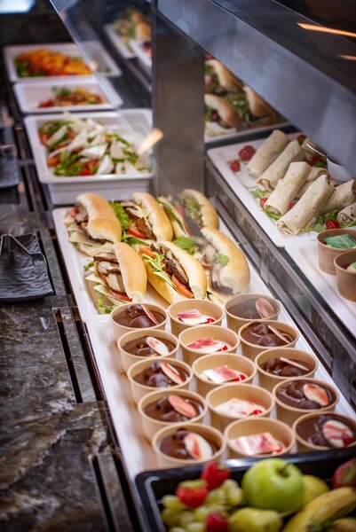 Royal & Imperial Belvedere 198