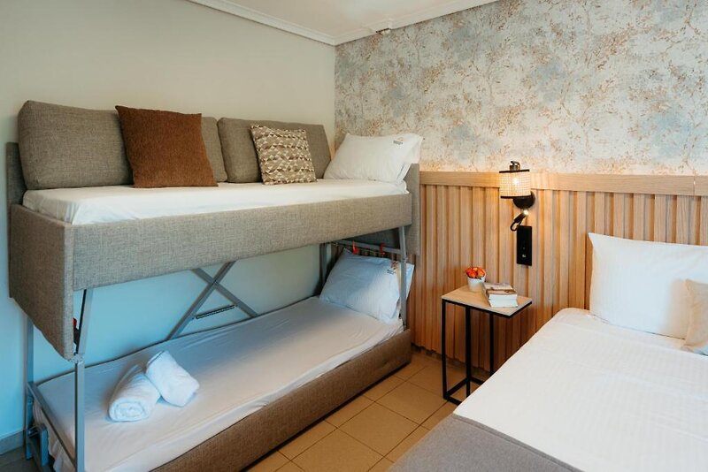 Aqua Beachfront Elegant Hotel by Ammos Hotels & Villas 11