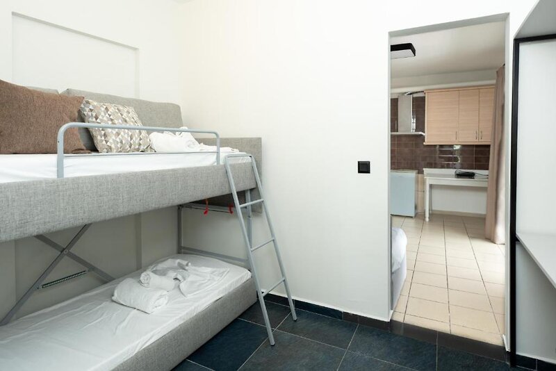Aqua Beachfront Elegant Hotel by Ammos Hotels & Villas 16