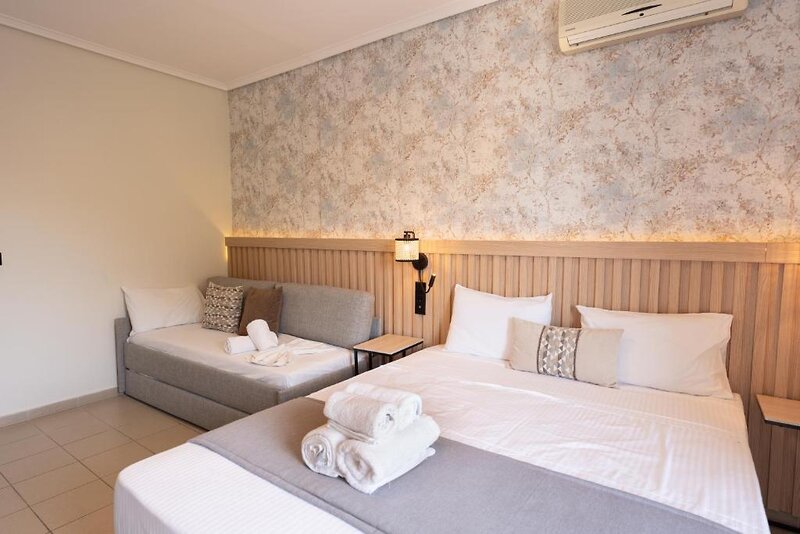 Aqua Beachfront Elegant Hotel by Ammos Hotels & Villas 27