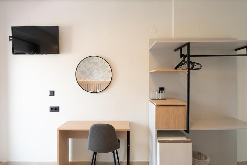Aqua Beachfront Elegant Hotel by Ammos Hotels & Villas 30