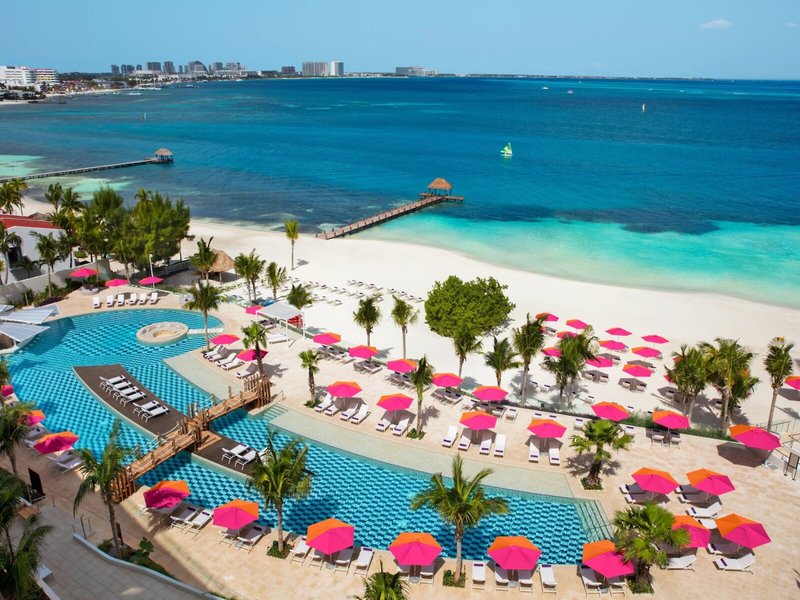 Breathless Cancun Soul Resort & Spa 4