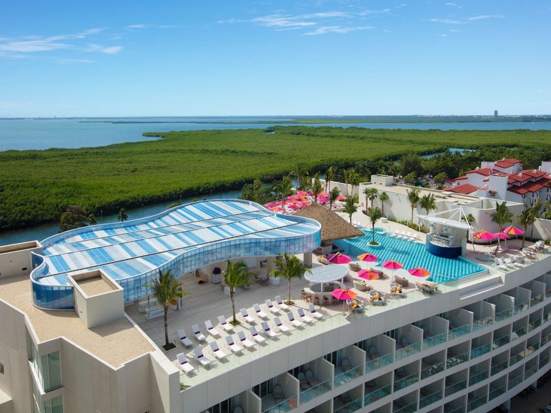Breathless Cancun Soul Resort & Spa 3