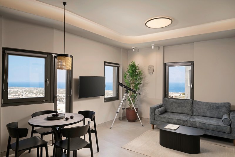 Apikia Santorini Suites 18