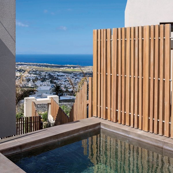 Apikia Santorini Suites 19