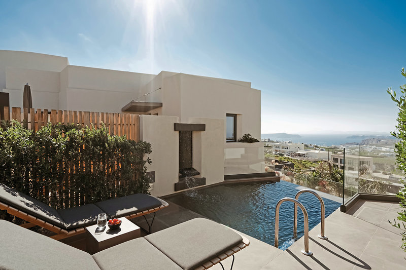Apikia Santorini Suites 24