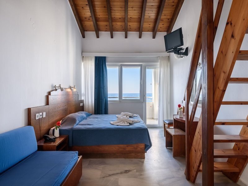 Kostakis Beach Apartments 16