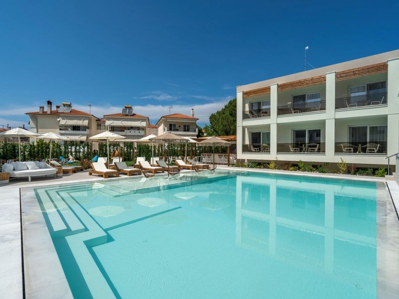 Mirablue Luxury Residences 2