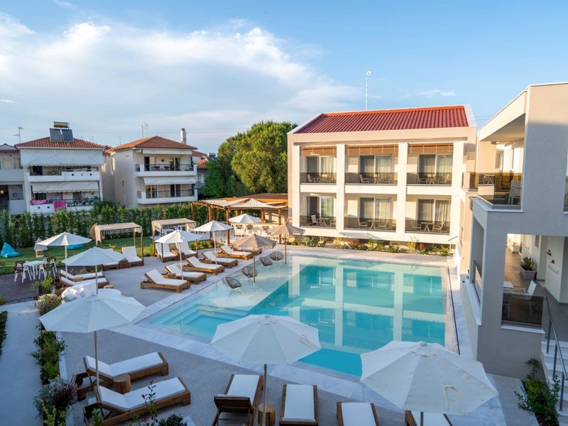 Mirablue Luxury Residences 5