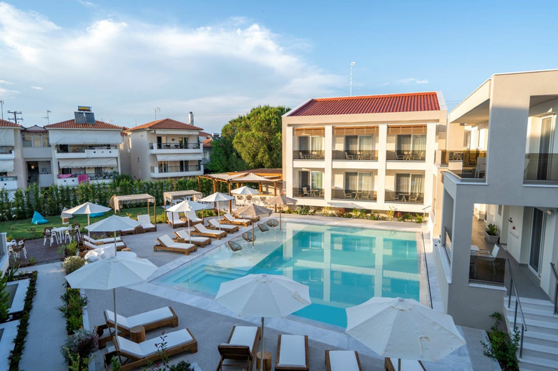 Mirablue Luxury Residences 1