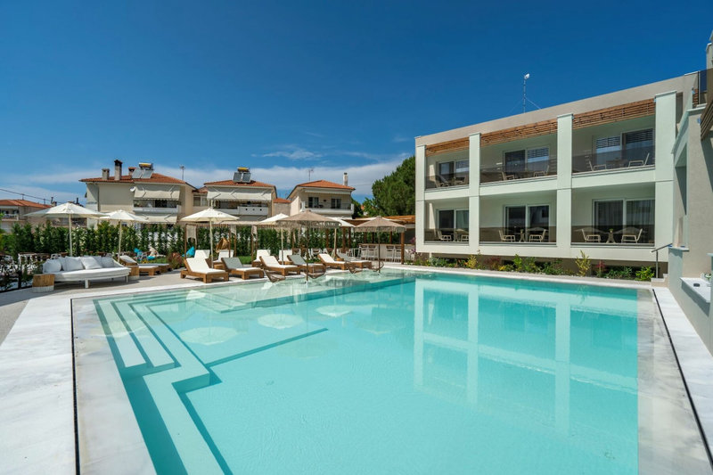 Mirablue Luxury Residences 2