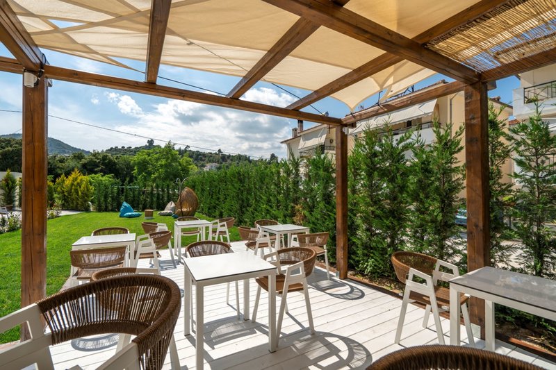 Mirablue Luxury Residences 6