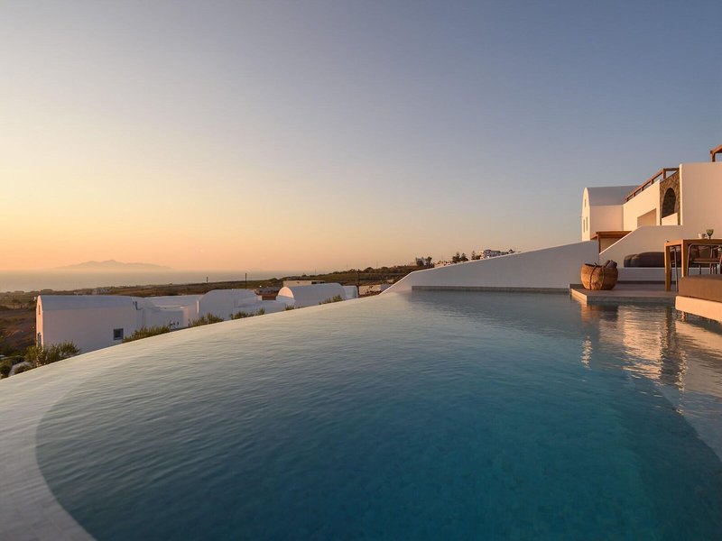 Este Luxury Suites 18