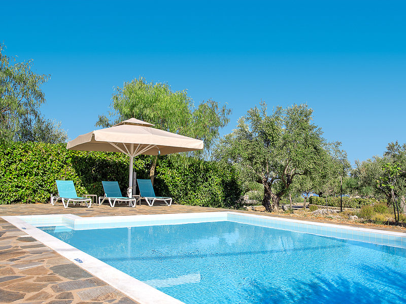 Searocks Exclusive Villas Resort 4