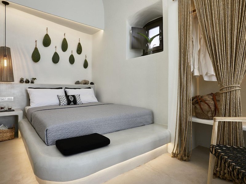 Floria Suites Santorini 31