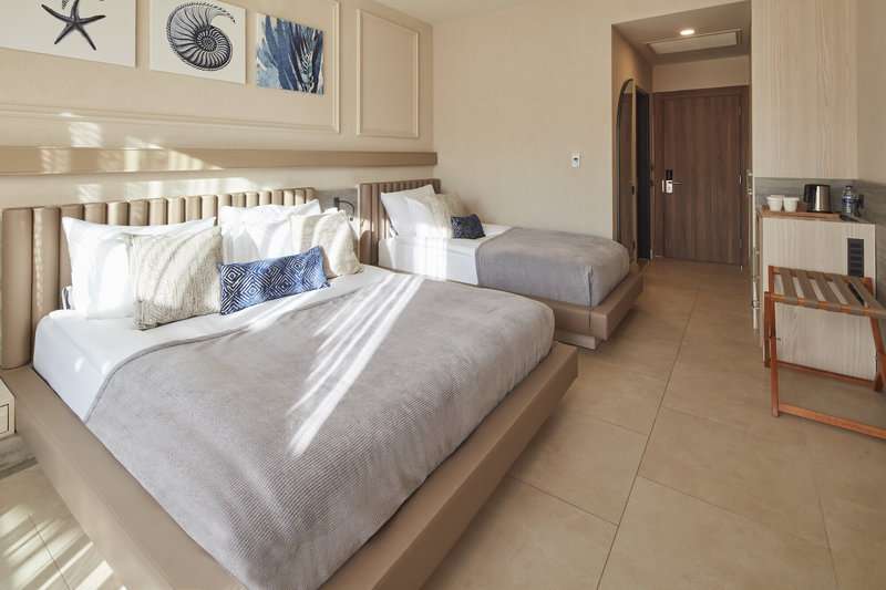 Liu Resorts 18