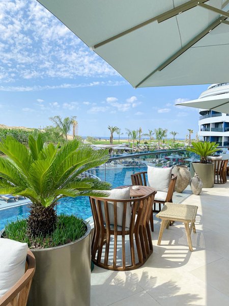 Liu Resorts 30