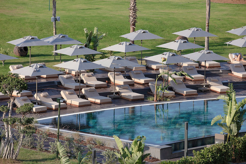 Liu Resorts 16