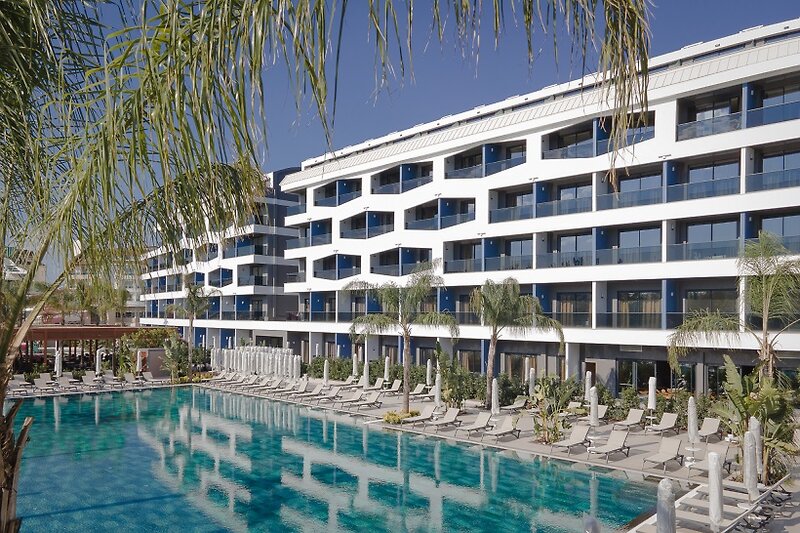 Liu Resorts 5