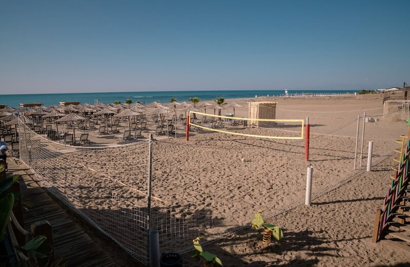 Liu Resorts 42