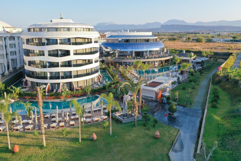 Liu Resorts 56