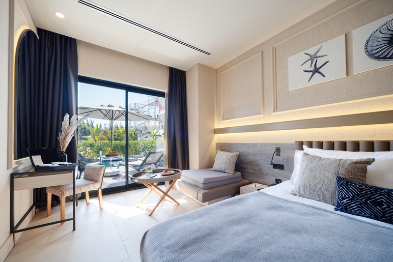 Liu Resorts 96