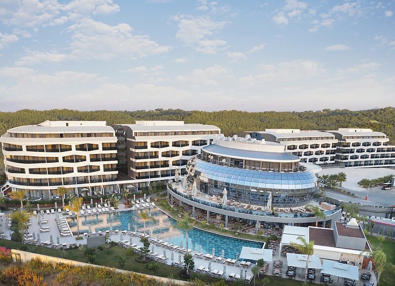 Liu Resorts 1