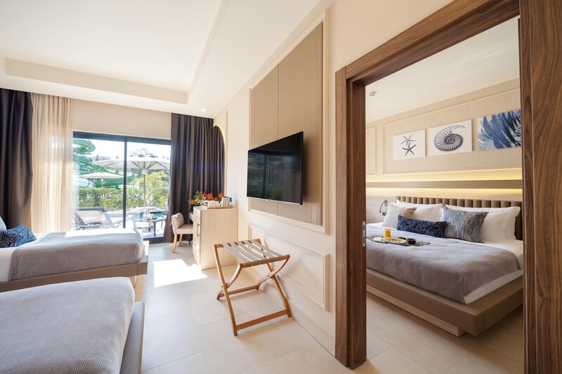 Liu Resorts 53