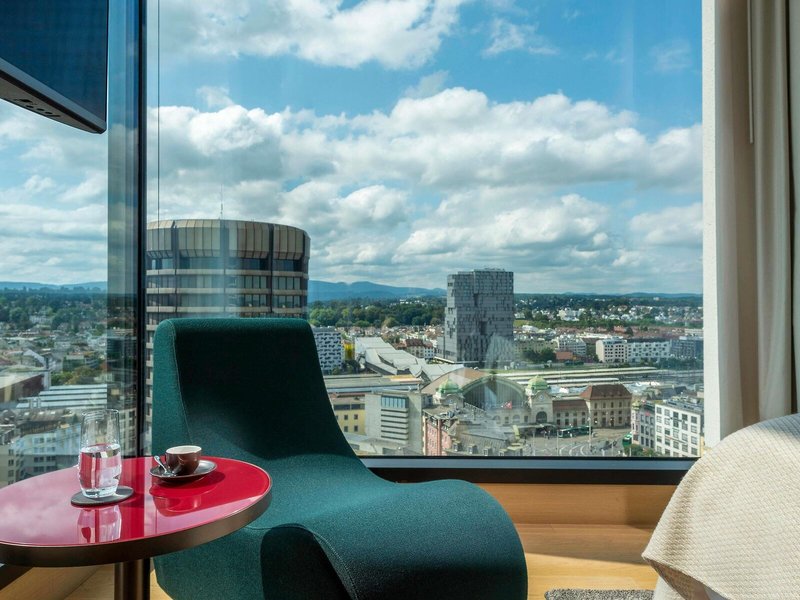 Mövenpick Hotel Basel 1
