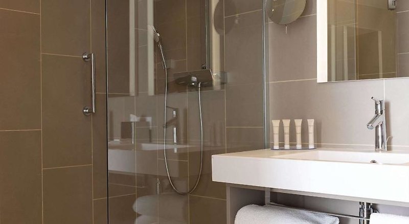 Hilton Garden Inn Tours Centre 5