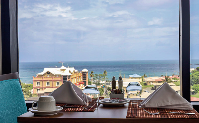 Comfort Inn & Suites 2