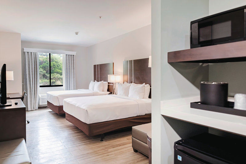 Comfort Inn & Suites 15