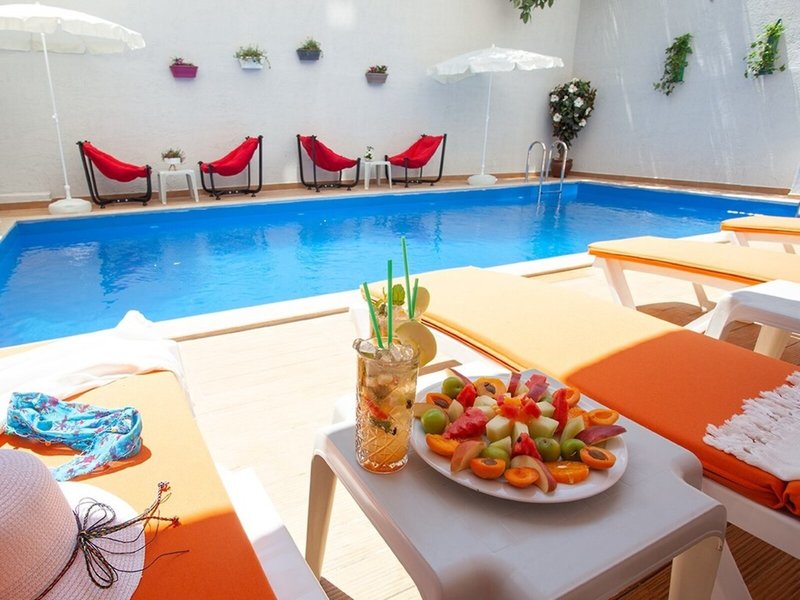 Old Town Point Hotel 13