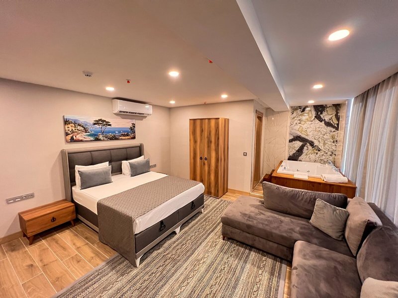 Old Town Point Hotel 39