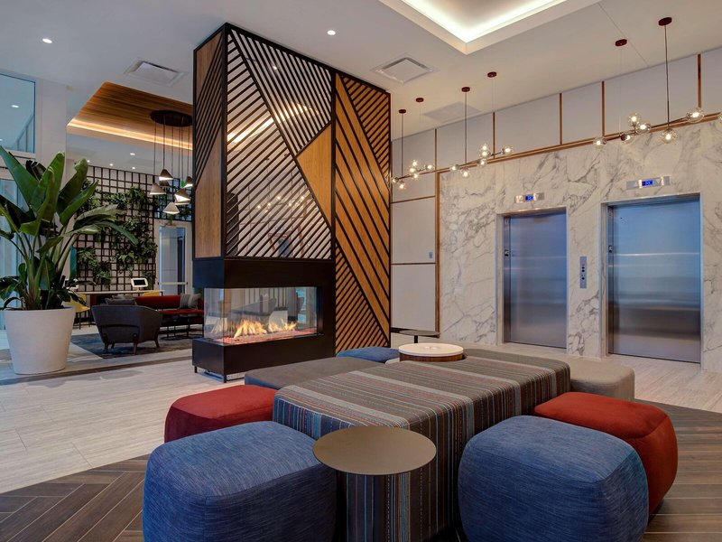 Homewood Suites by Hilton Montreal Downtown 5