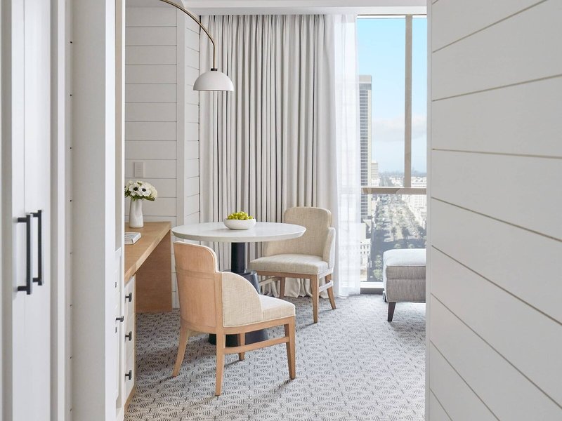 Four Seasons Hotel New Orleans 19