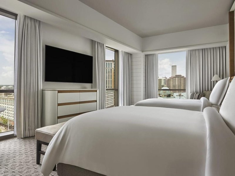 Four Seasons Hotel New Orleans 34