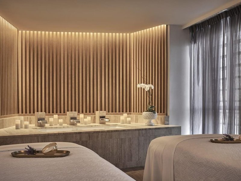 Four Seasons Hotel New Orleans 35