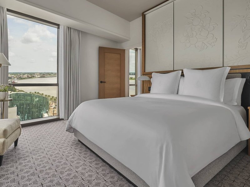 Four Seasons Hotel New Orleans 40