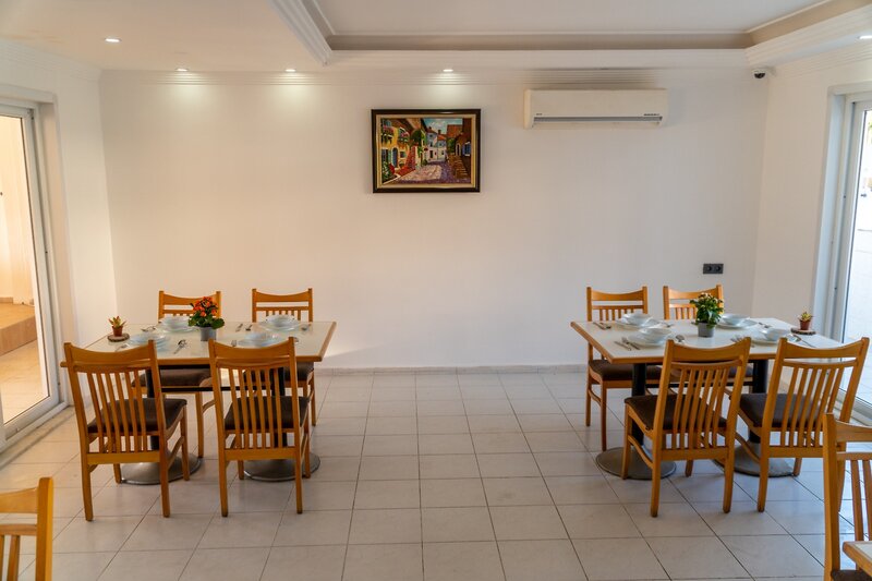 Elijah Hotel 14