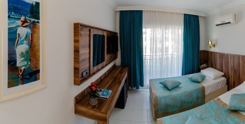 Elijah Hotel 6