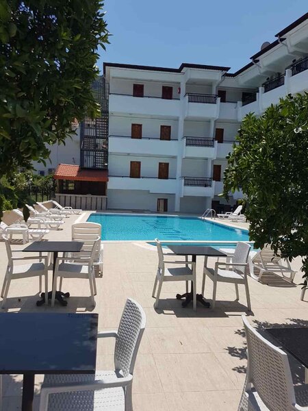 Elijah Hotel 11