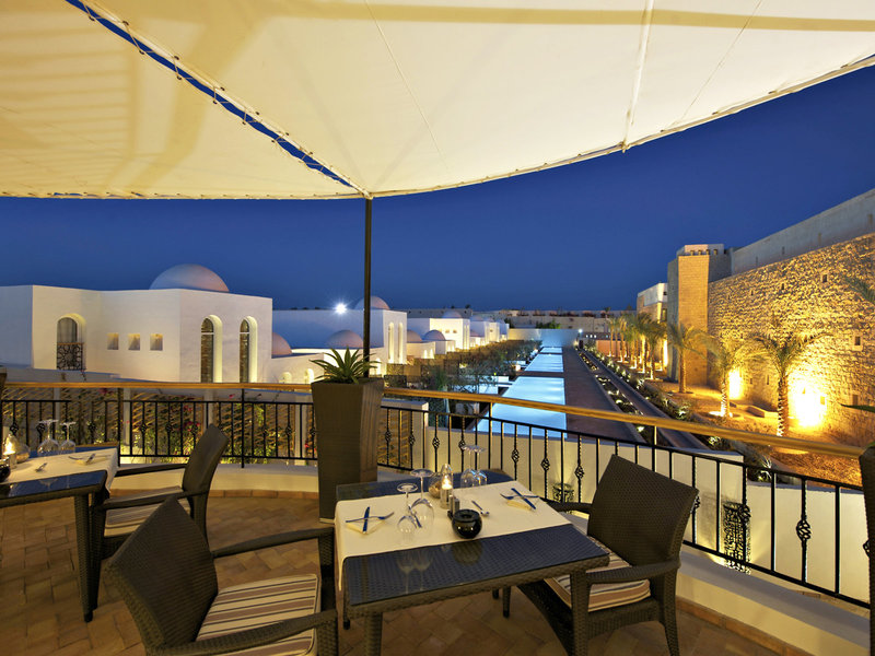 Fort Arabesque Resort & Spa, Villas & The West Bay 9