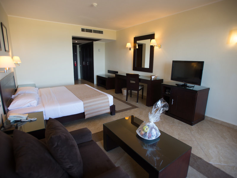 Fort Arabesque Resort & Spa, Villas & The West Bay 9