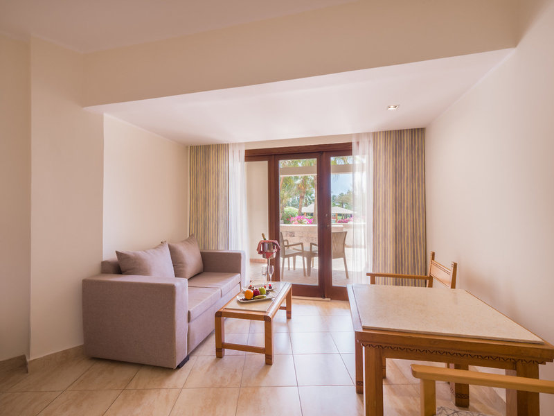 Fort Arabesque Resort & Spa, Villas & The West Bay 18