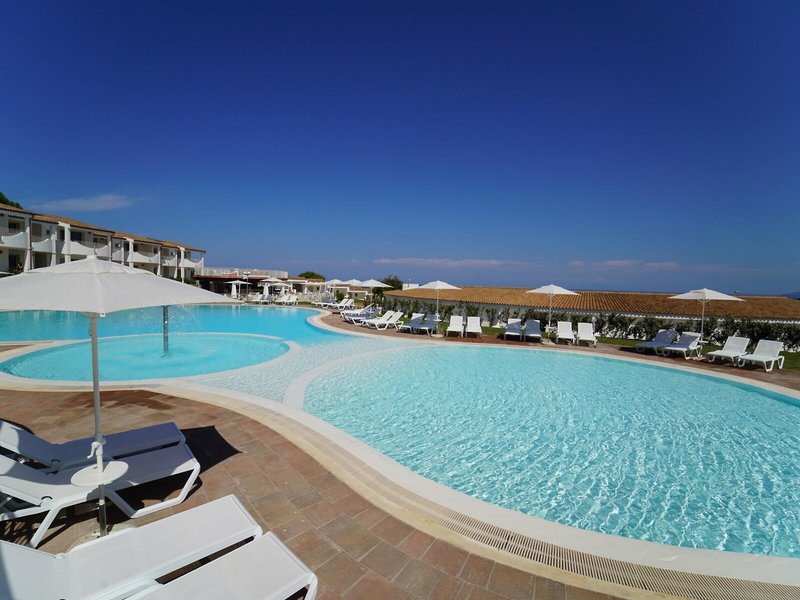 GH Santina Resort 14